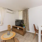 Romantic View Apartmán