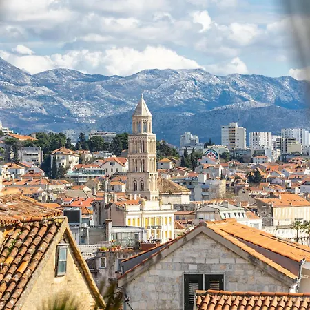 Romantic View Apartment Split