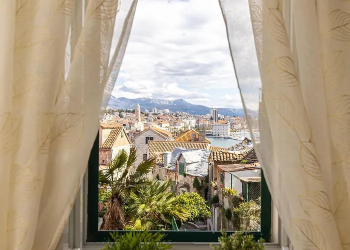 Апартаменты Romantic View