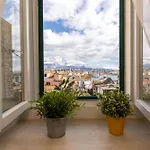 Romantic View Split