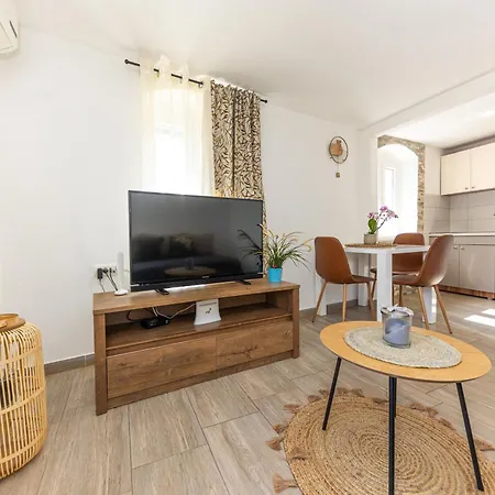 Romantic View * Сплит