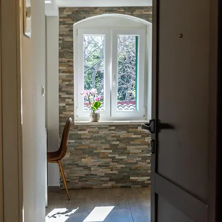 Romantic View Сплит